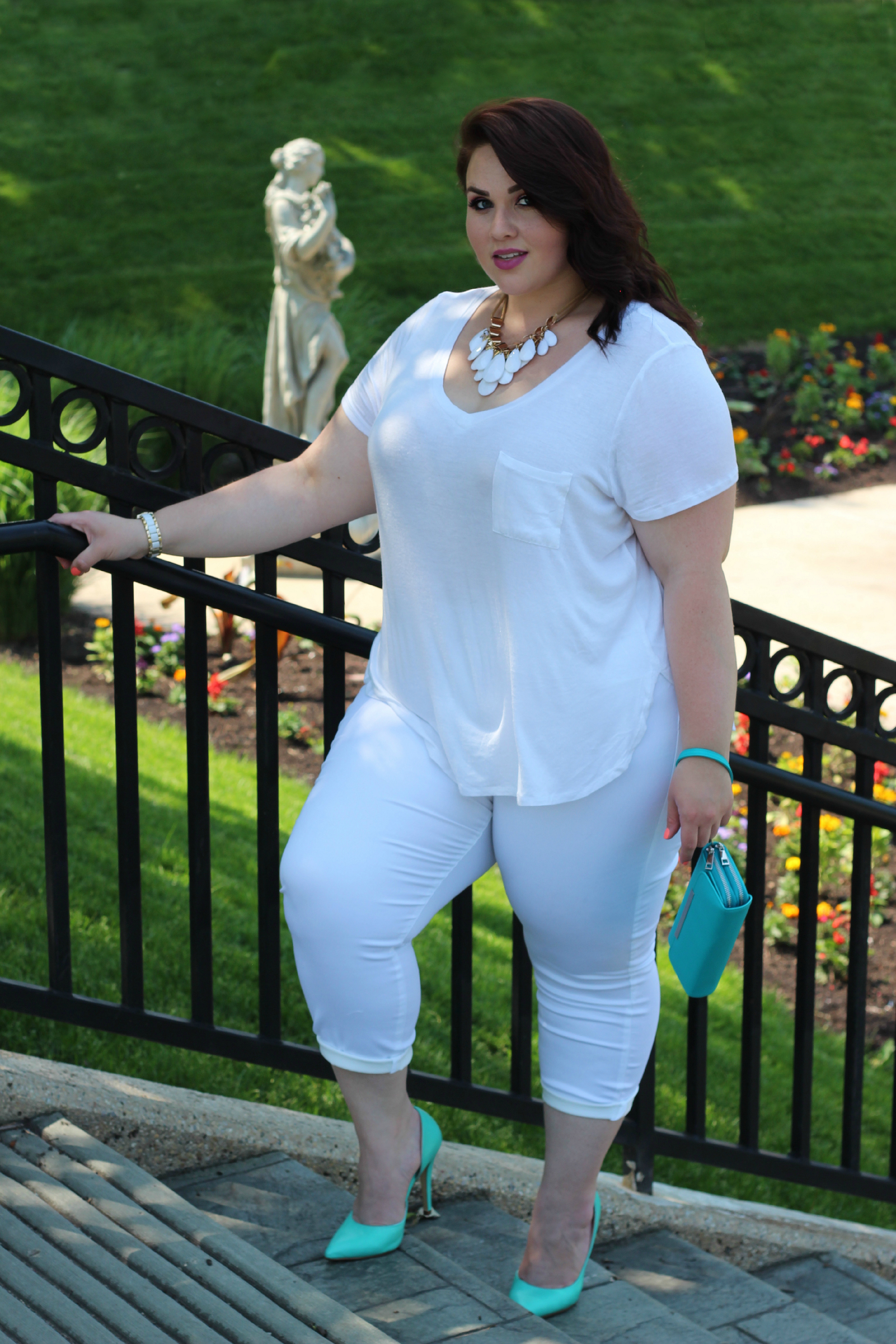 White outfit for 2025 plus size ladies