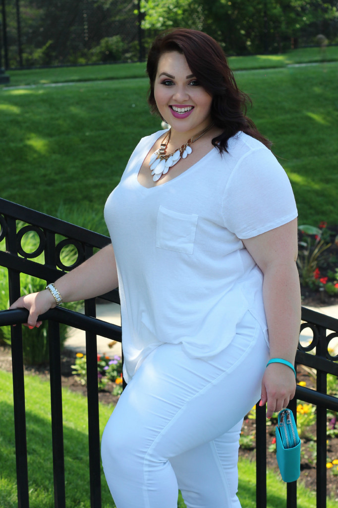 All white outfits outlet for plus size ladies